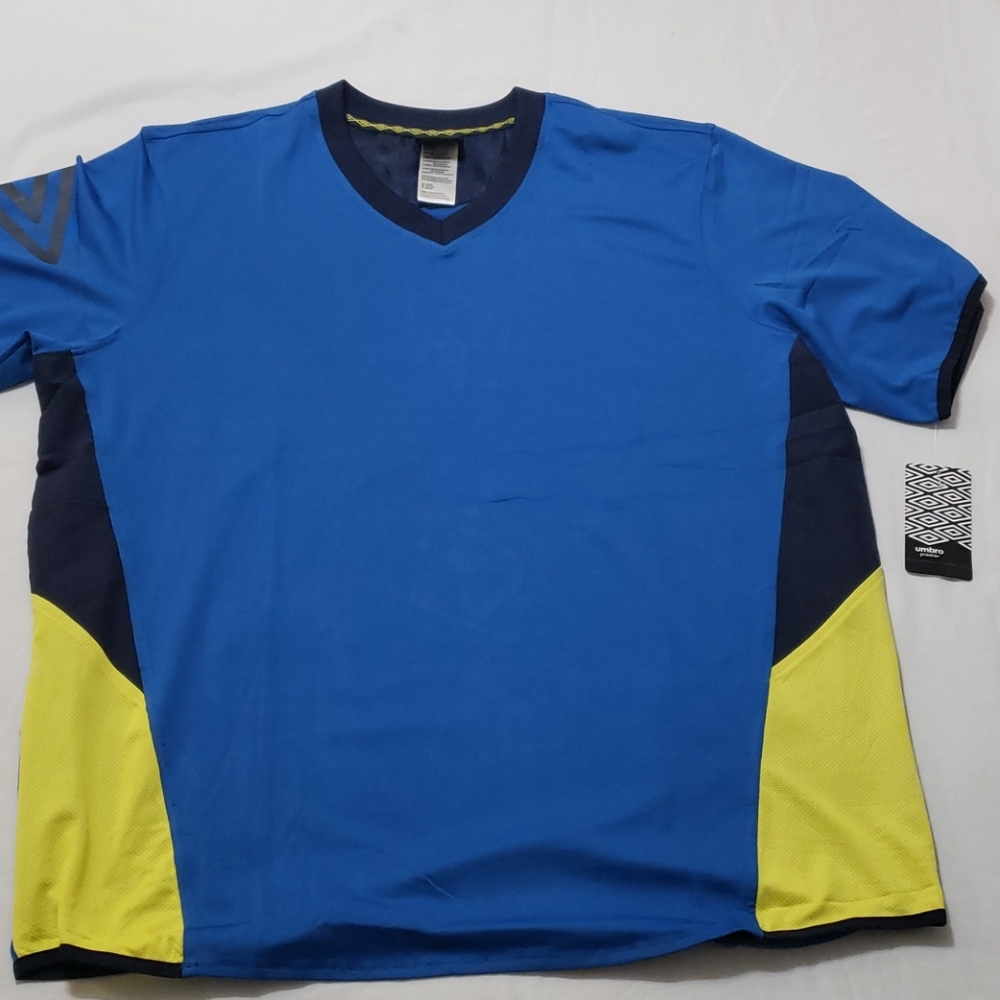 NWT UMBRO moisture wicking running short s…